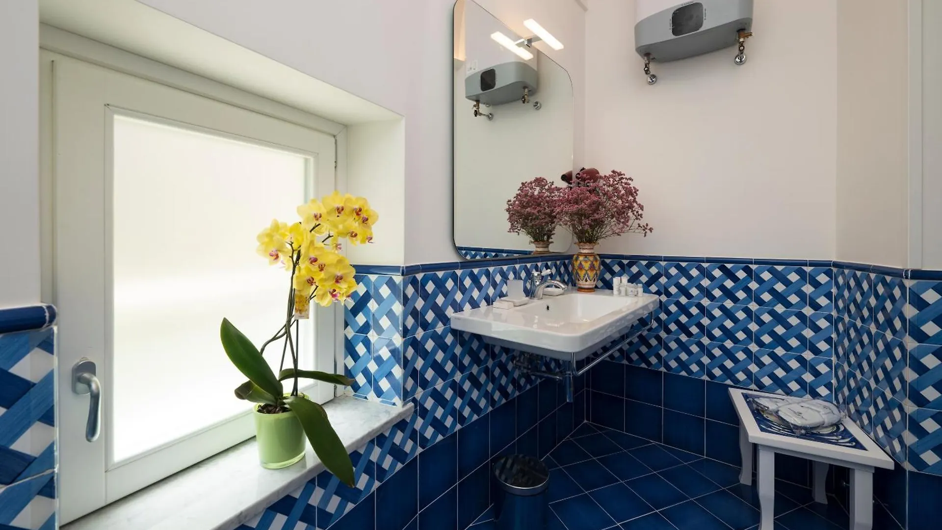 Secret Amalfi - Your Stay In Downtown Amalfi Dom wakacyjny